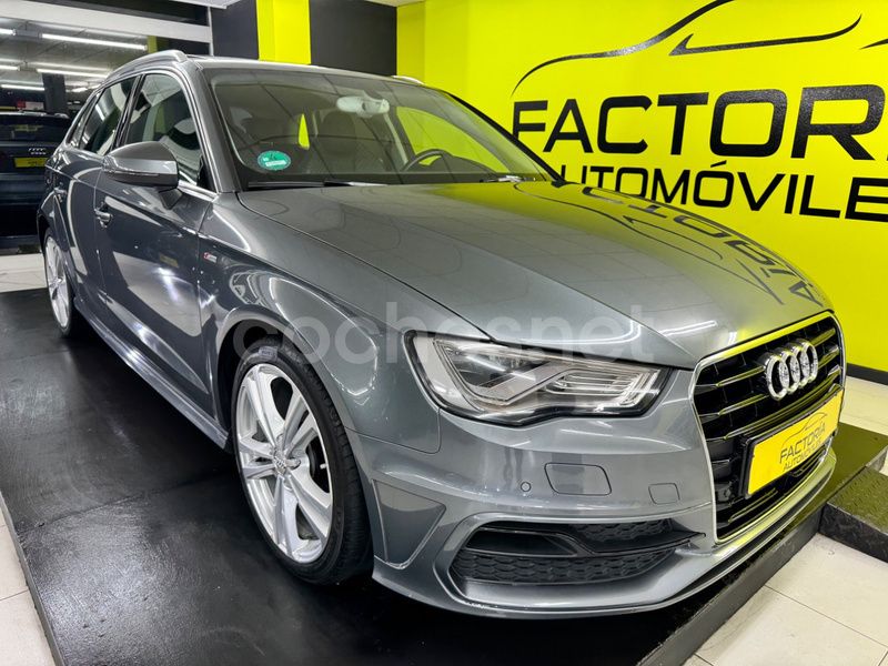 Gris / plata Usado 2014 Audi A3 Sportback S-Line Berlina | 23.490 € (Caro) - Imagen 1/4