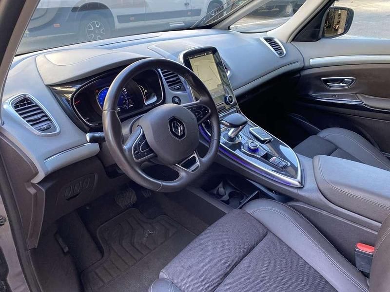 Usado Renault Espace LIMITED 160 CV (117 kW) 2019 Gris / plata Monovolumen