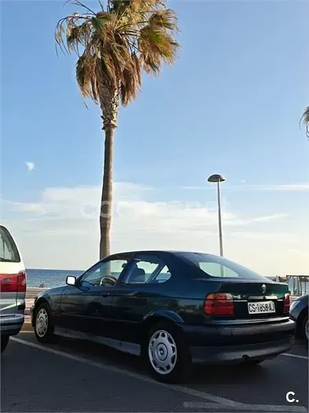 Usado BMW 316 102 CV (75 kW) 1996 Verde Berlina