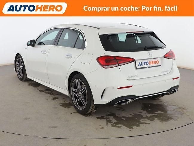 Usado Mercedes A200 AMG line 150 CV (110 kW) 2020 Blanco Berlina