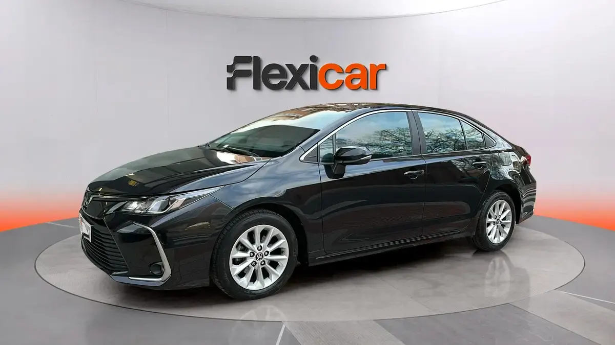 Begagnad Toyota Corolla Active 140 HK (102 kW) 2023 Svart Halvkombi