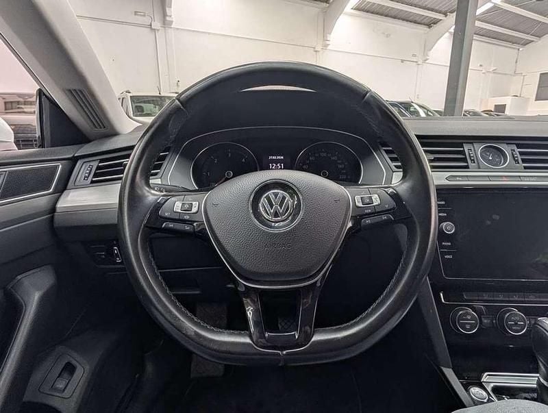Usado VW Arteon 150 CV (110 kW) 2019 Blanco Utilitario