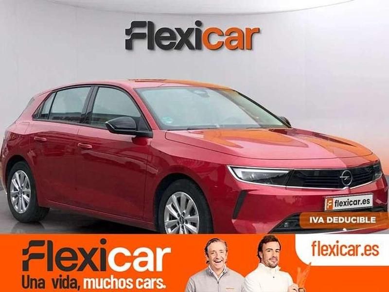 Burdeos Usado 2023 Opel Astra Edition Utilitario | 13.990 € (Super precio) - Imagen 1/4