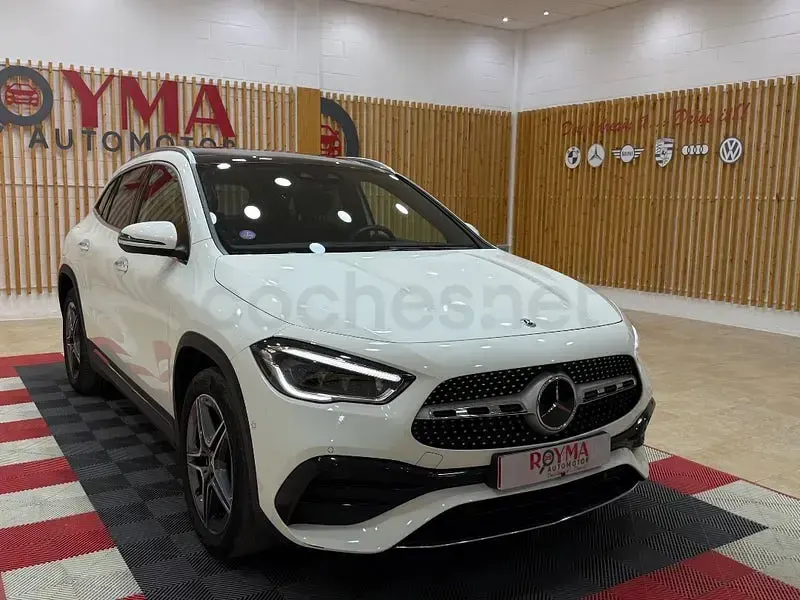 Usado Mercedes GLA250 218 CV (160 kW) 2022 Blanco SUV