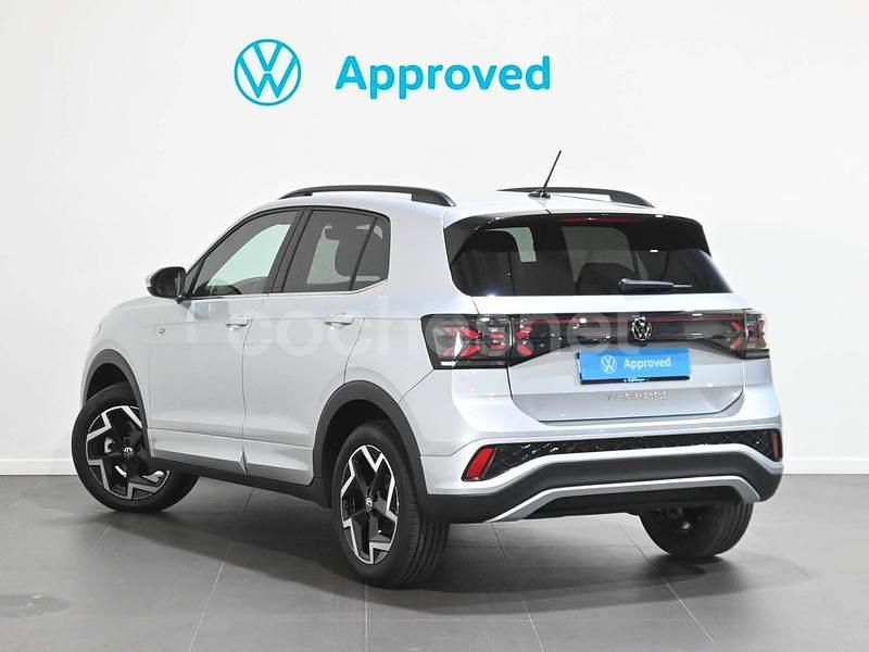 Usado VW T-Cross R-line 116 CV (85 kW) 2025 Gris / plata SUV