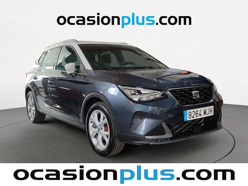 Usado Seat Arona FR 150 HP (110 kW) 2023 Cinzento SUV
