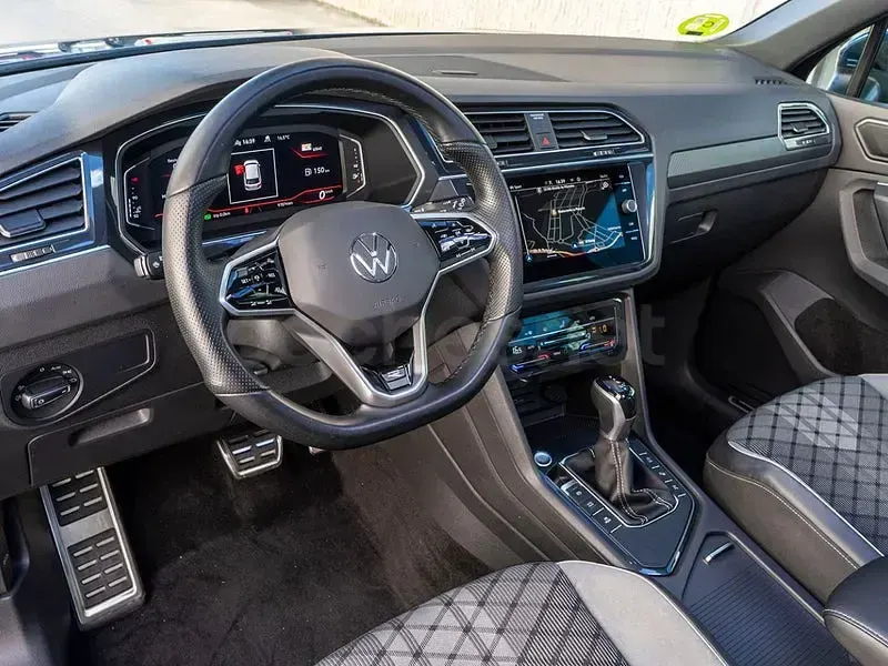 Usado VW Tiguan R-line 150 CV (110 kW) 2021 Azul SUV