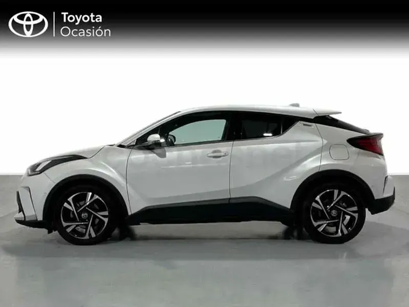 Usado Toyota C-HR Advance 125 CV (91 kW) 2022 Blanco SUV