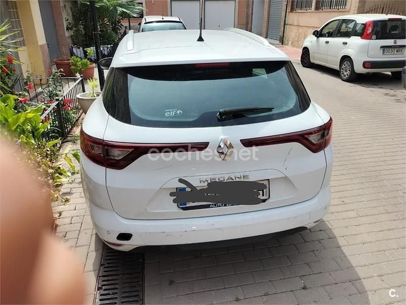 Blanco Usado 2019 Renault Mégane GT Line GT-Line Familiar | 13.000 € (Precio justo) - Imagen 1/4