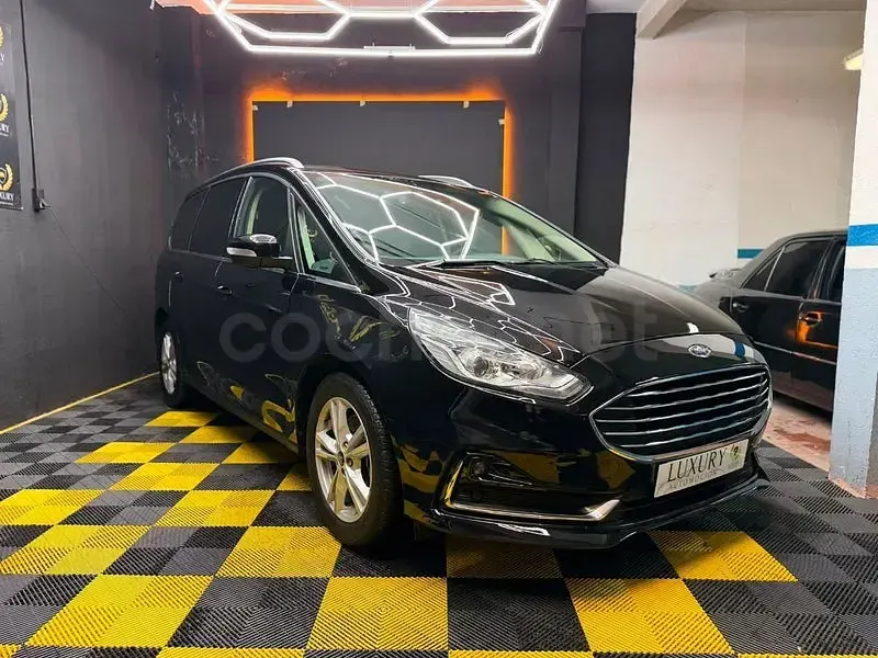 Usado Ford Galaxy Titanium 190 CV (139 kW) 2022 Negro Monovolumen