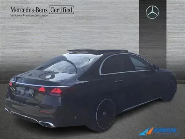 Usado Mercedes E220 197 CV (144 kW) 2024 Gris grafito