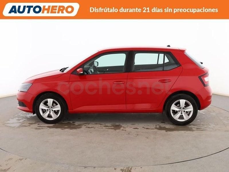 Usado Skoda Fabia Ambition 95 CV (69 kW) 2018 Rojo Berlina