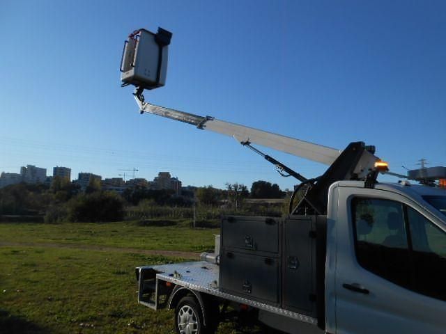 Usado Ford Transit Ambiente 130 CV (95 kW) 2021 Blanco