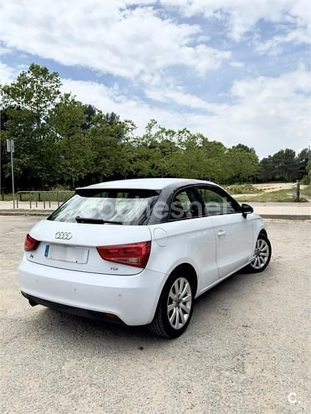 Usado Audi A1 Ambition 105 CV (77 kW) 2014 Blanco Utilitario