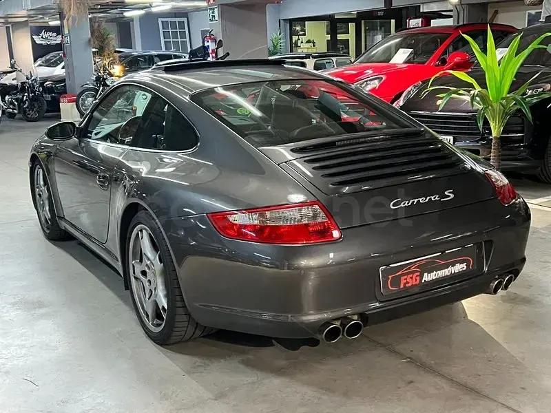 Usado Porsche 911 Carrera S 355 CV (261 kW) 2006 Gris / plata Coupe
