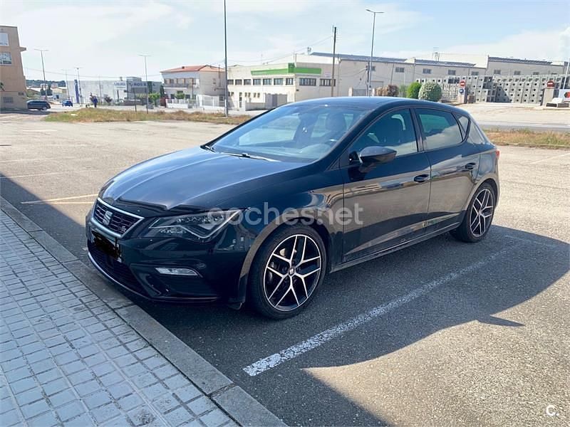 Käytetty Seat Leon FR 150 HP (110 kW) 2018 Musta Sedan