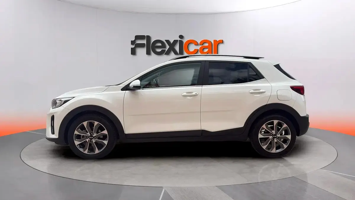 Usado Kia Stonic Plus 101 CV (74 kW) 2020 Blanco SUV