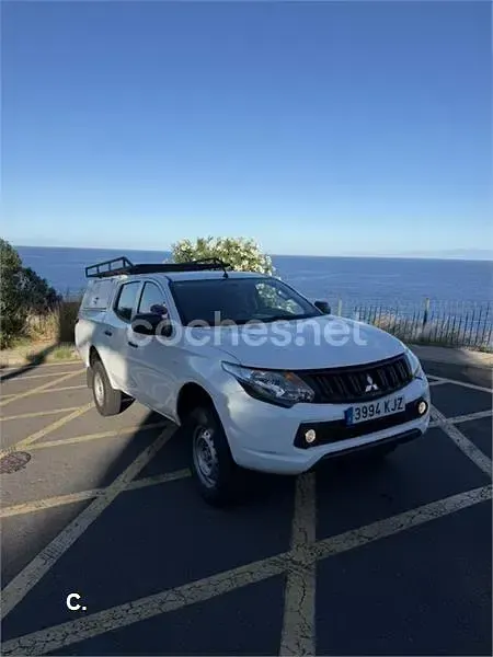 Usado Mitsubishi L200 154 CV (113 kW) 2018 Blanco Pickup/Camioneta