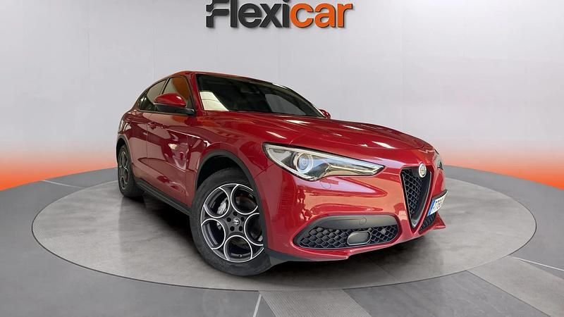 Usado Alfa Romeo Stelvio Sprint 190 CV (139 kW) 2022 Rojo SUV