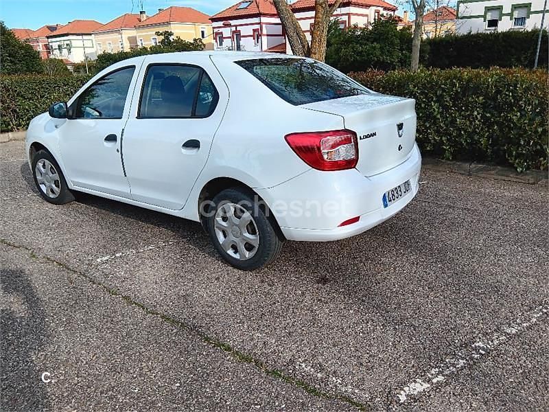 Usado Dacia Logan Ambiance 90 CV (66 kW) 2015 Blanco Berlina