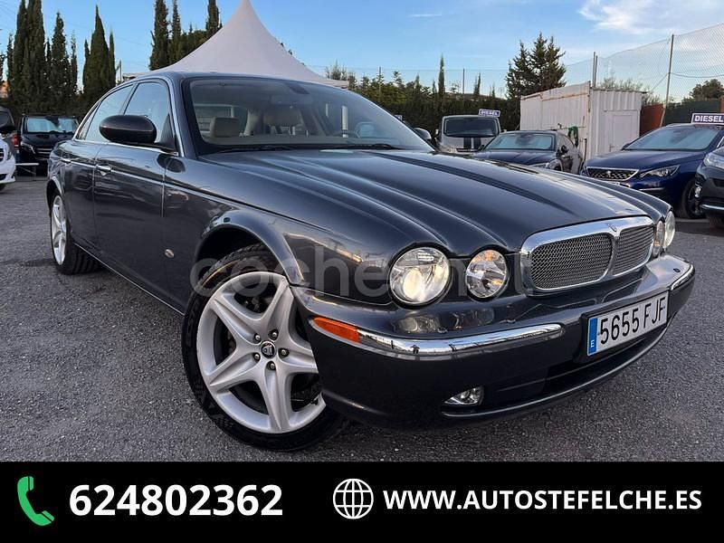 Gris / plata Usado 2006 Jaguar XJ6 Executive Berlina | 10.500 € - Imagen 1/4