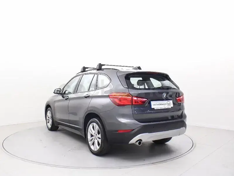 Usado BMW X1 140 CV (102 kW) 2019 Gris / plata SUV