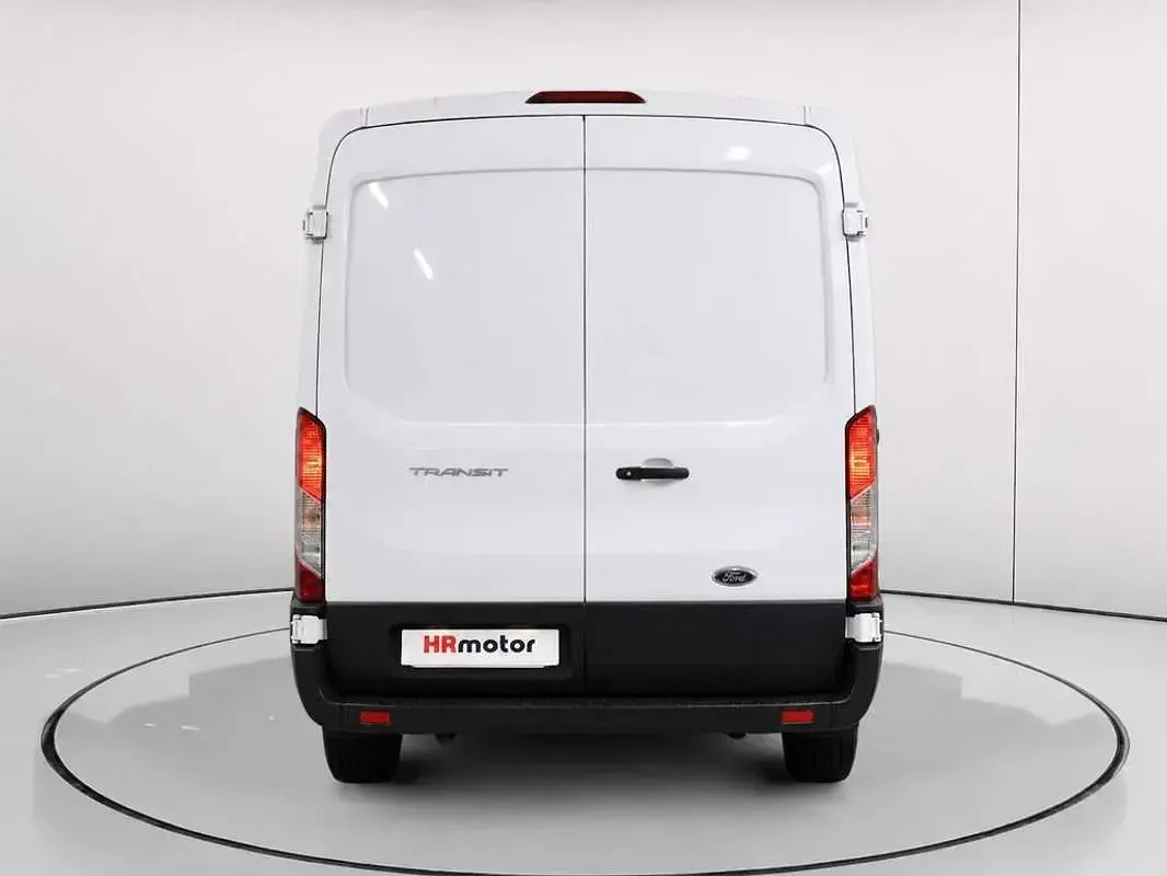 Usado Ford Transit Trend 131 CV (96 kW) 2024 Blanco Van