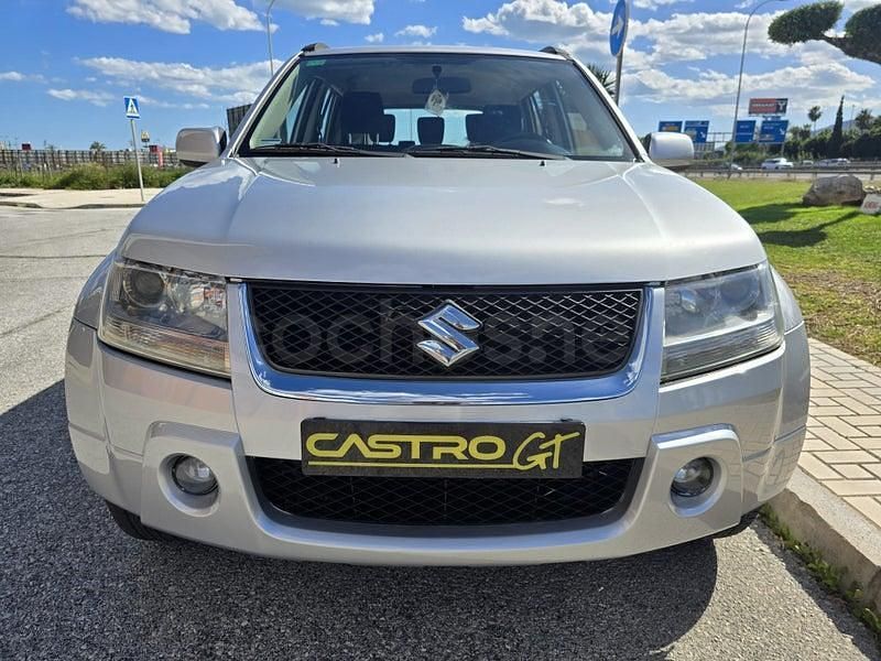 Usado Suzuki Grand Vitara 129 CV (94 kW) 2006 Gris / plata SUV