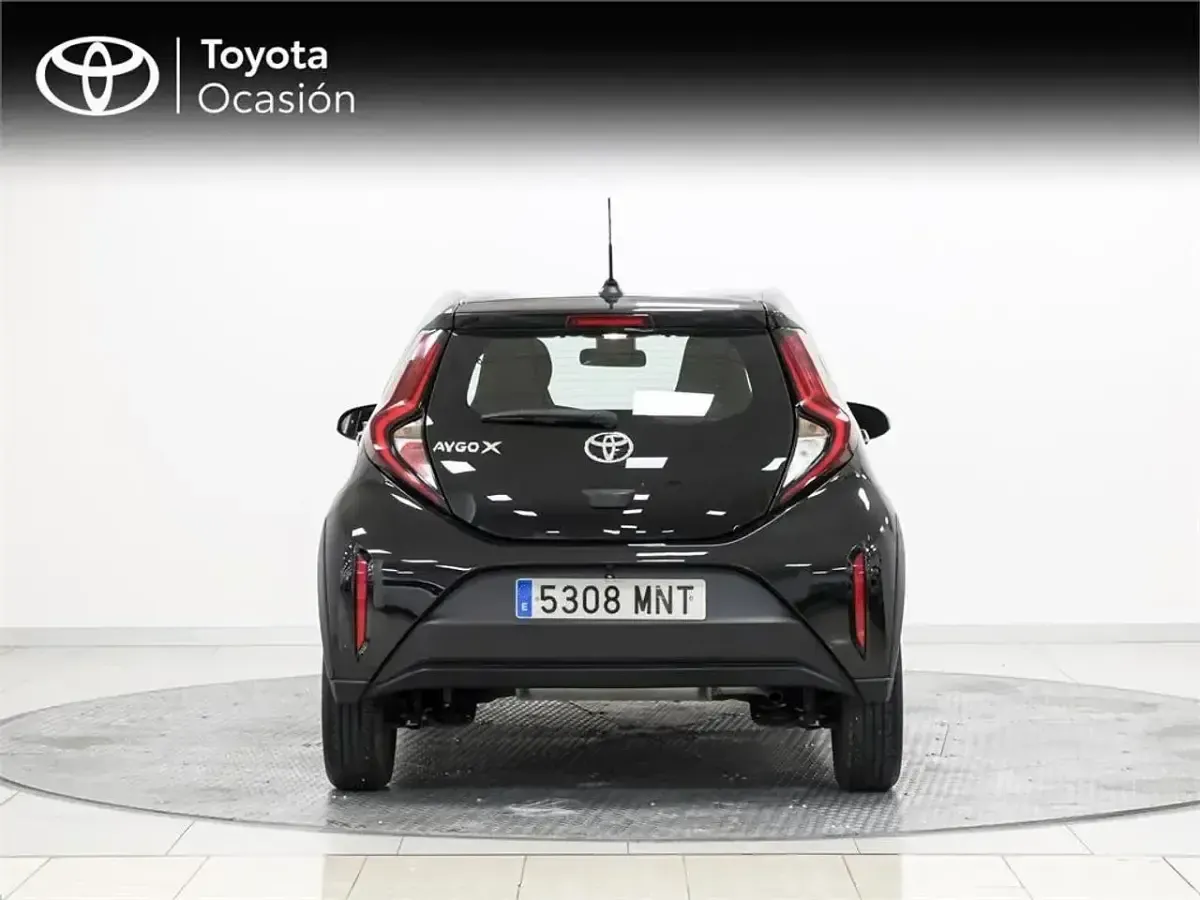 Occasion Toyota Aygo Play 72 PK (52 kW) 2024 Zwart
