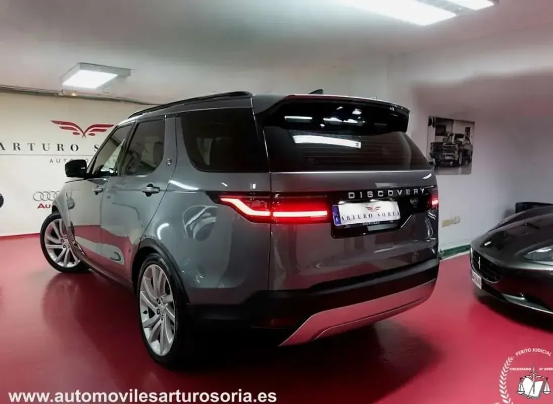 Usado Land Rover Discovery HSE Dynamic 300 CV (220 kW) 2021 SUV