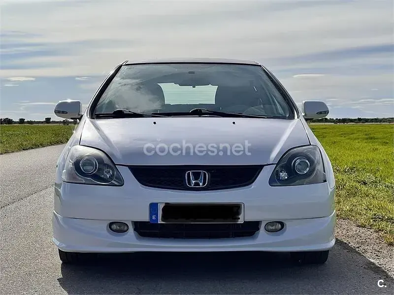 Usado Honda Civic Sport 100 CV (73 kW) 2004 Blanco Berlina