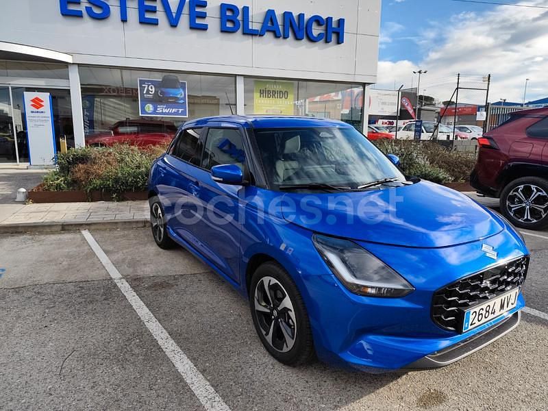 Usado Suzuki Swift 83 CV (61 kW) 2024 Azul Berlina