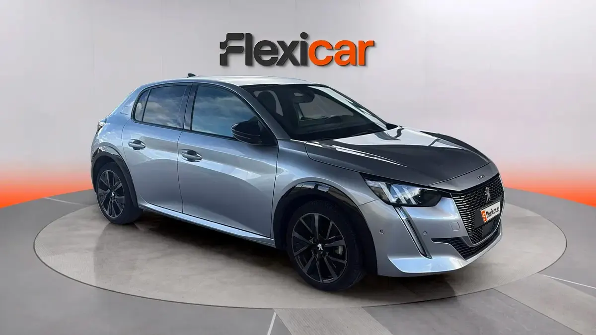 Usado Peugeot 208 GT 101 CV (74 kW) 2021 Utilitario