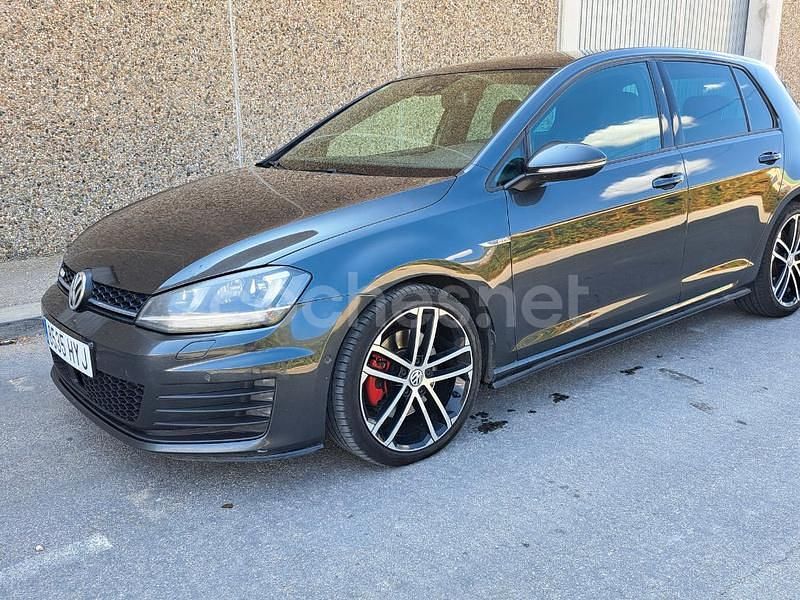 Gris / plata Usado 2014 VW Golf VII GTD Berlina | 11.500 € (Buen precio) - Imagen 1/4