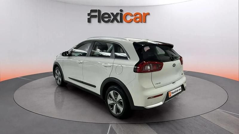 Usado Kia Niro 143 CV (105 kW) 2018 Blanco SUV