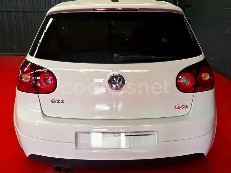 Usado VW Golf V GTI 200 CV (147 kW) 2007 Blanco Berlina