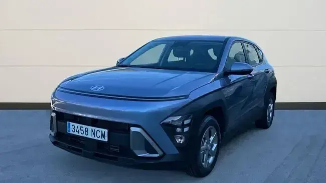 Usado Hyundai Kona 100 CV (73 kW) 2025 Azul SUV