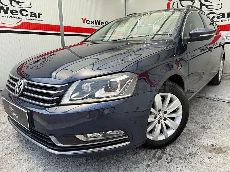 Usado VW Passat Edition 140 CV (102 kW) 2014 Azul Familiar
