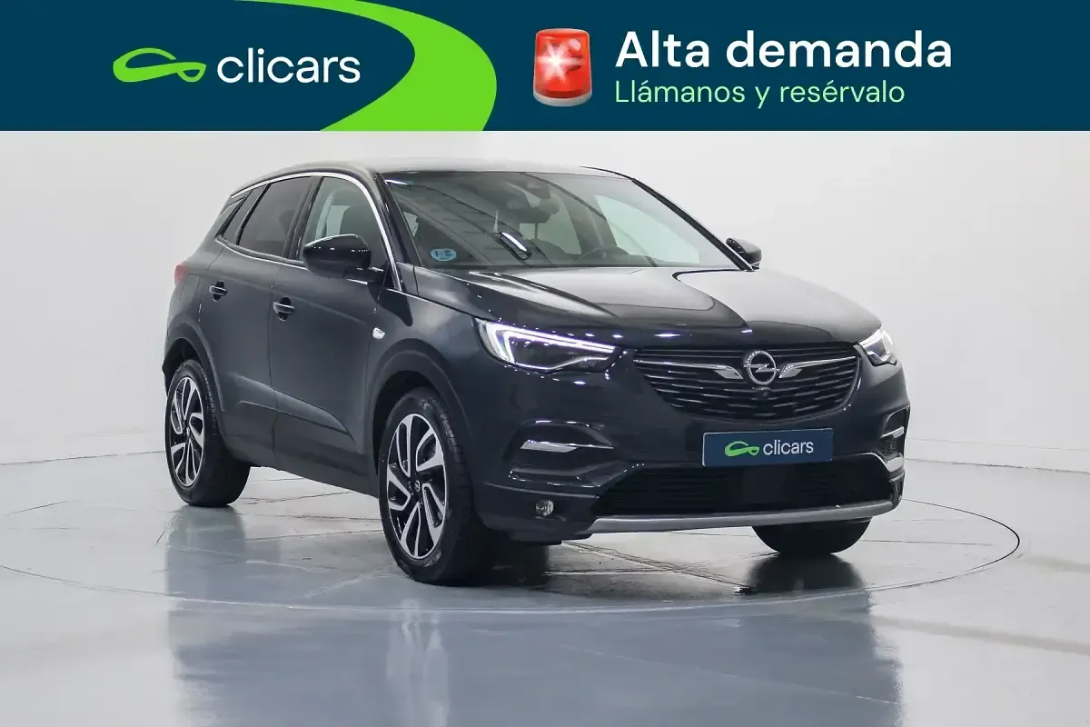 Usado Opel Grandland X Ultimate 130 CV (95 kW) 2018 Gris / plata SUV