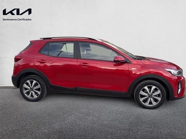 Usado Kia Stonic 84 CV (61 kW) 2022 Todoterreno SUV