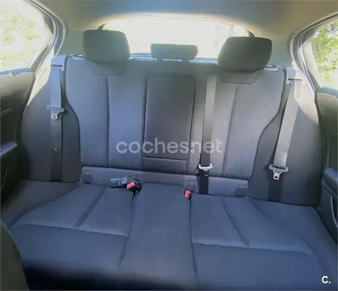 Usado BMW 116 Comfort Edition 116 CV (85 kW) 2017 Blanco Utilitario