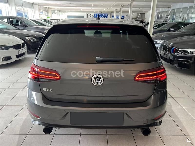 Usado VW Golf VII GTI 230 CV (169 kW) 2017 Gris / plata Berlina