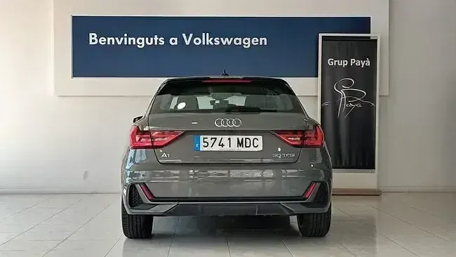 Usado Audi A1 Sportback Premium 110 CV (80 kW) 2022 Gris Utilitario