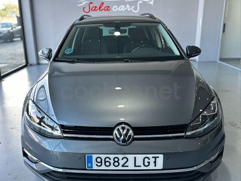 Usado VW Golf VII Advance 150 CV (110 kW) 2020 Gris / plata Familiar