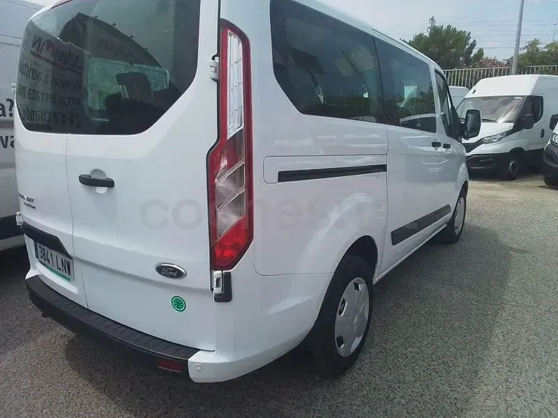 Usado Ford Transit Custom Nugget 130 CV (95 kW) 2021 Blanco Familiar
