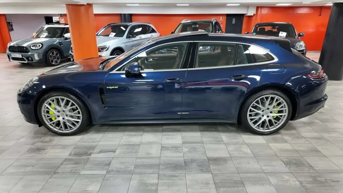 Usado Porsche Panamera 4 E-Hybrid Sport Turismo Sport Turismo 462 CV (339 kW) 2019 Azul Familiar