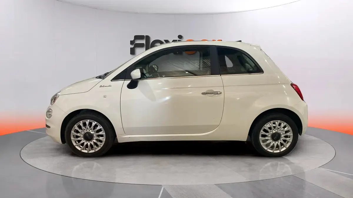 Usado Fiat 500 Dolcevita 71 CV (52 kW) 2022 Blanco Berlina