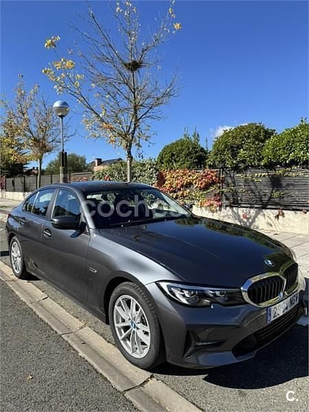 Usado BMW 320e 204 CV (150 kW) 2022 Negro Berlina