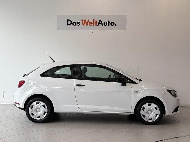 Usado Seat Ibiza Reference 85 CV (62 kW) 2009 Blanco Berlina