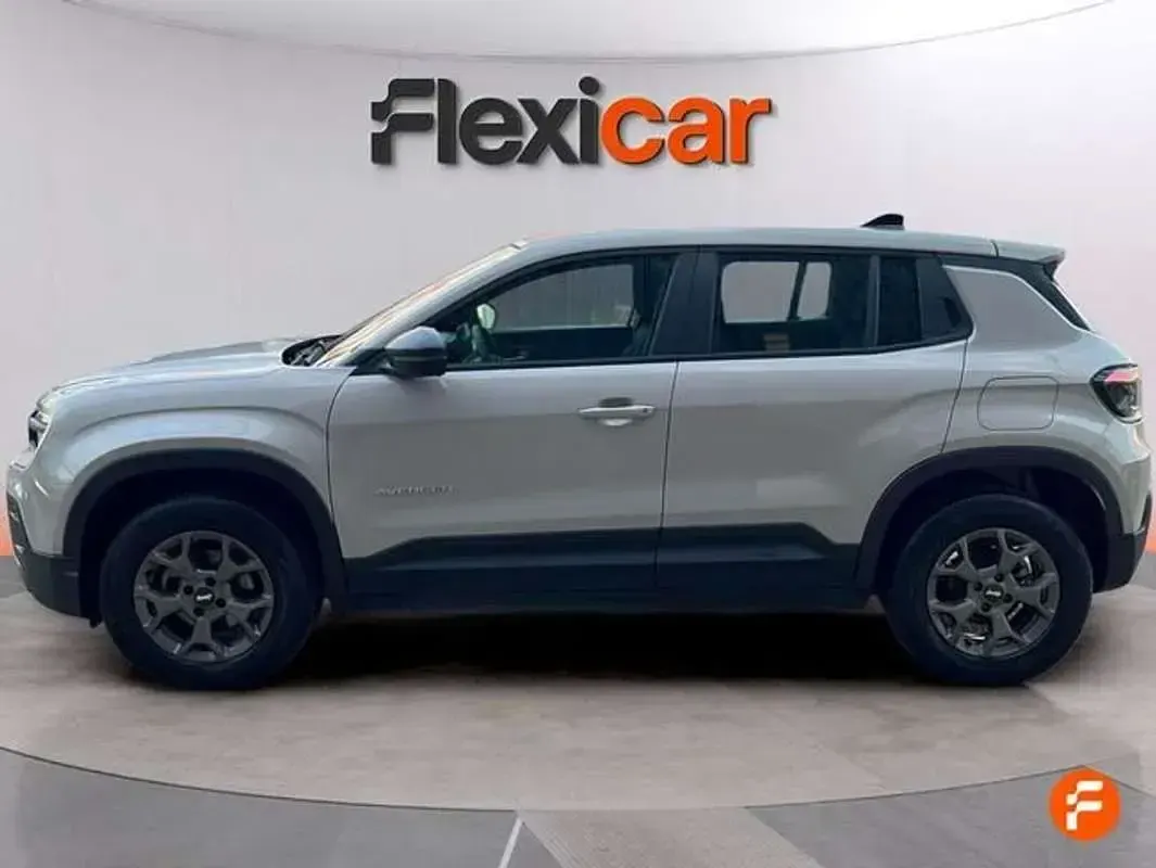 Usado Jeep Avenger Longitude 101 CV (74 kW) 2023 Beige SUV